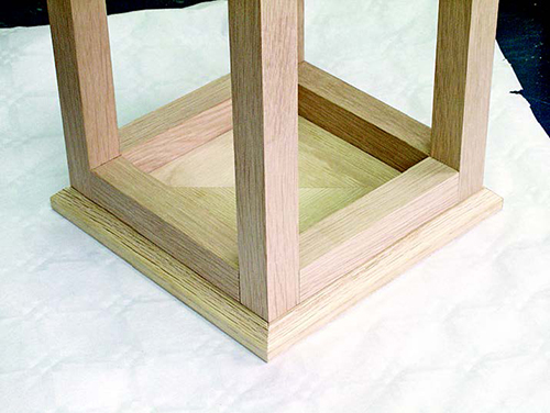 The jig’s 45° pre-set stop will make cutting square corners like these quick and accurate. You’ll probably use this setting most often.