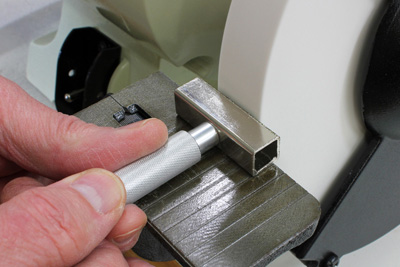 dressing the grinding wheel