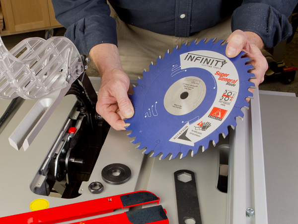 Sharpening Carbide Cutters (Woodturning How-to) 