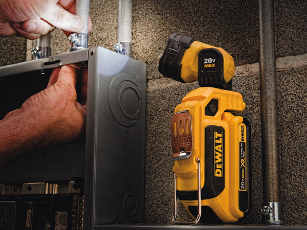 DeWALT 20V MAX* Handheld LED Light