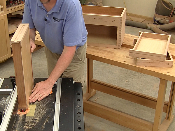 Why Use Drop Cuts at the Router Table?