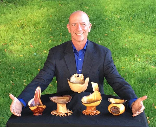 Tom Peter: Arborist Woodturner Creates Pieces Rich with Emotional Meaning