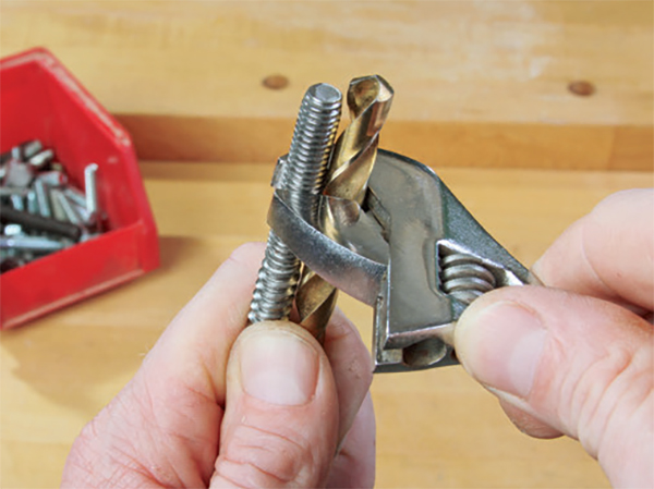 Adjustable Wrench Takes Quick Measurements