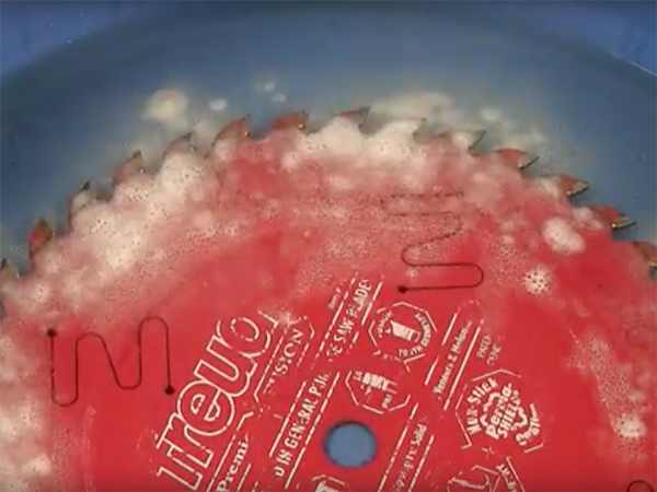 VIDEO: Baking Soda Blade Cleaner