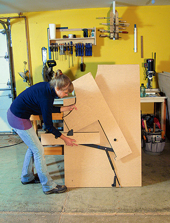 Extending bed prototype with Murphy bed arm