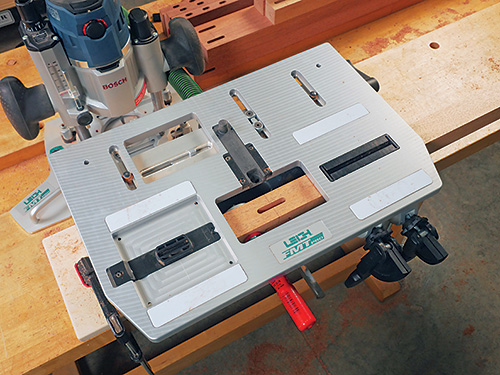Routing mortise using FMT jig
