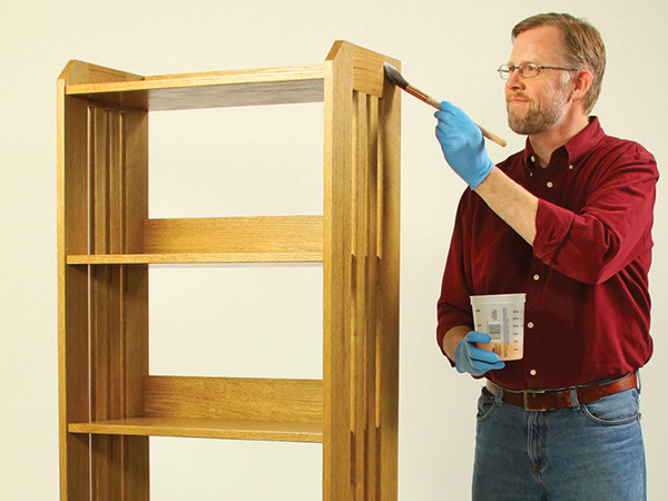 VIDEO: Step-by-Step Building a Red Oak Bookcase