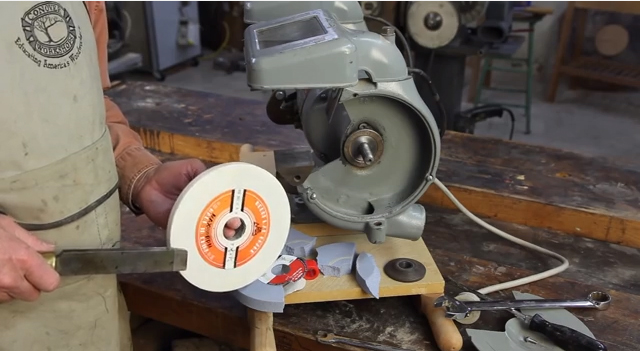 Creating Bushings for Your Grinding Wheels