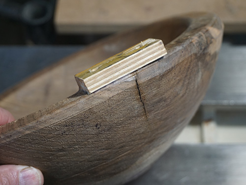 Checking depth of crack in bowl blank