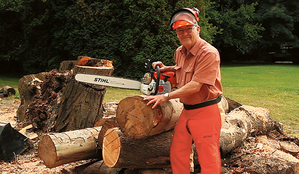 Making Bowl Blanks with a Chainsaw