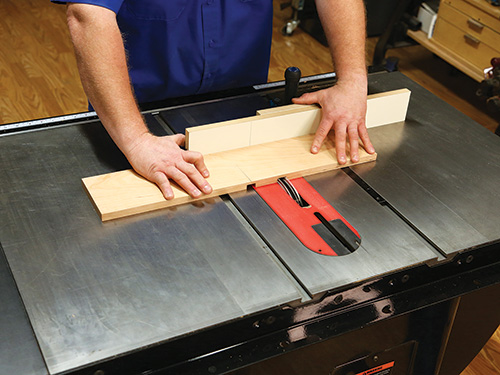 Cutting multiple notches for kennel slats