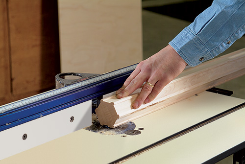Cutting grooves in coatrack support with router