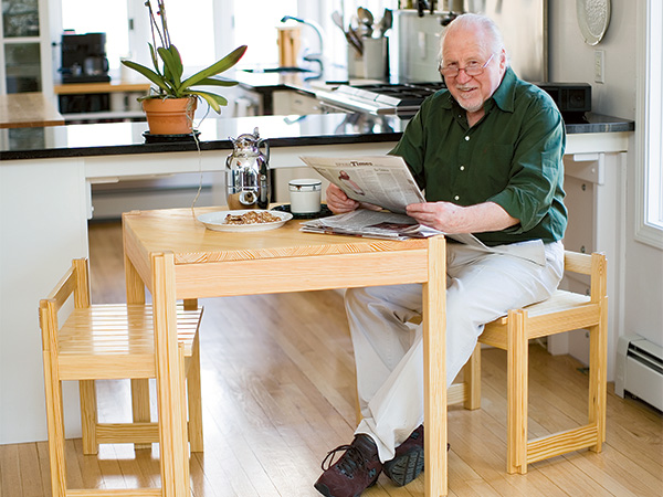 PROJECT: Compact Table and Benches