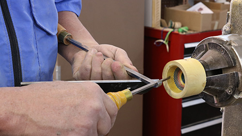 Cutting interior chamfer in box lid