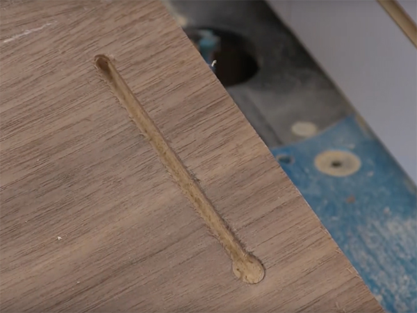 VIDEO: Cutting Keyhole Slots