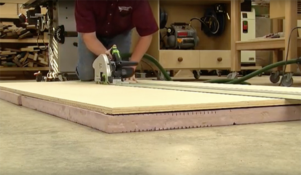 Tip for Cutting Plywood Safely and Accurately