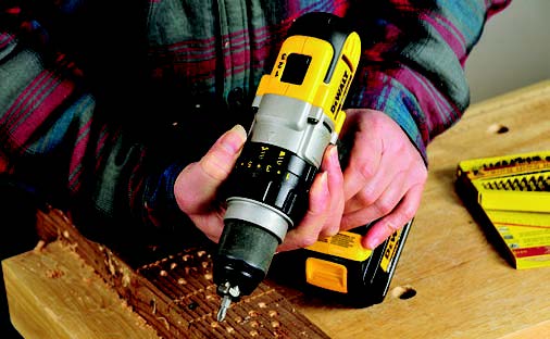 A dedicated drill/drive selector, as featured on the DeWALT DCD980L2, makes it easy to switch functions without resetting the clutch.