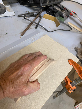 Sanding down elliptical bowl blank edges