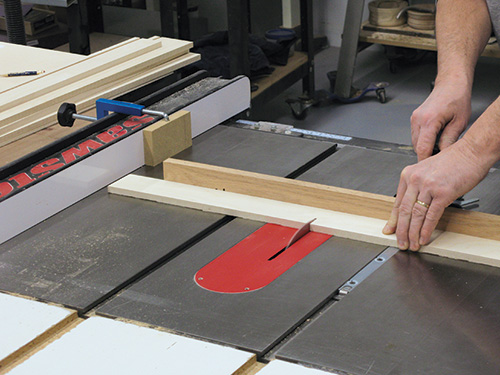 Cutting pieces for drawer box on table saw