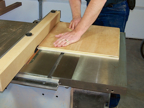 Cutting envelope table sub-top from plywood