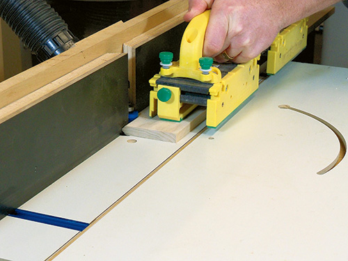 Shaping the edges of envelope table moldings