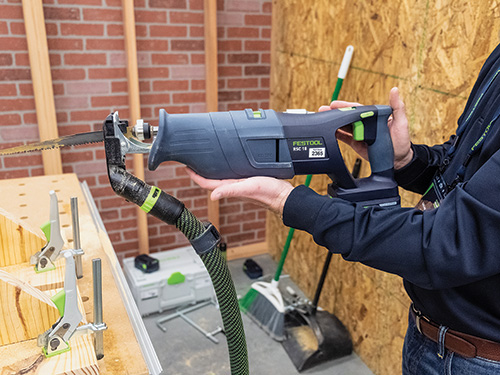 Demonstrating Festool's RSC reciprocating saw