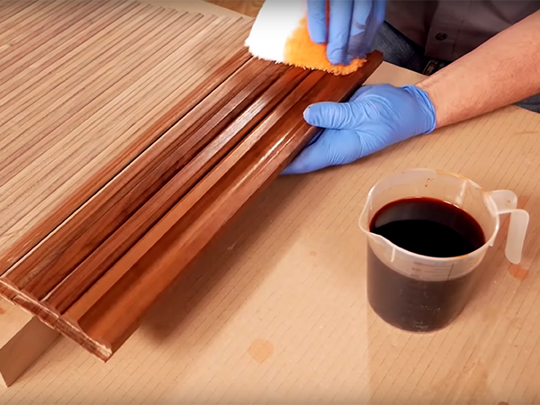 VIDEO: Finishing Walnut with Dye Stain