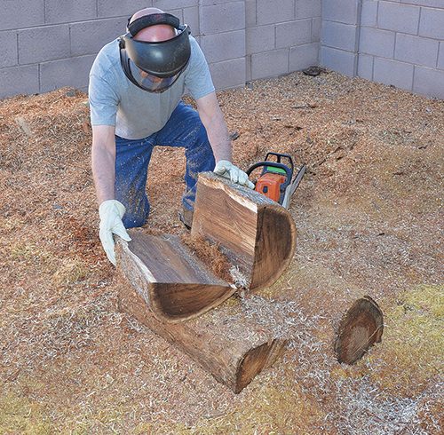 Splitting a log through the pith