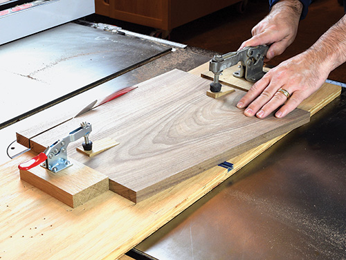 Tapering jig for cutting table panel angles