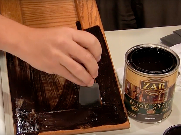 VIDEO: How to Apply a Glazing Finish with Wood Stain