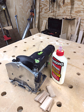 Festool Domino machine for cutting slots in bench spindles