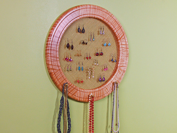 Wall hanging jewelry holder