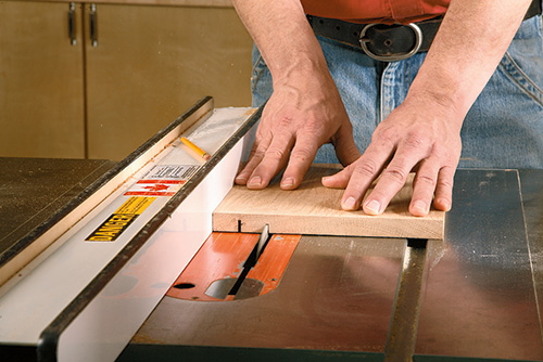 Cutting knife slots with a table saw