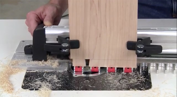 A Closer Look at Leigh’s RTJ 400 Router Jig