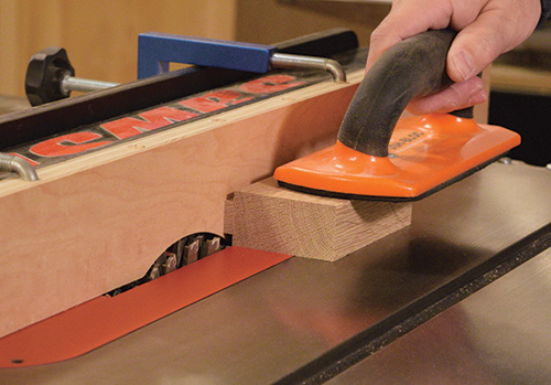 Creating the stub tenon on a table saw