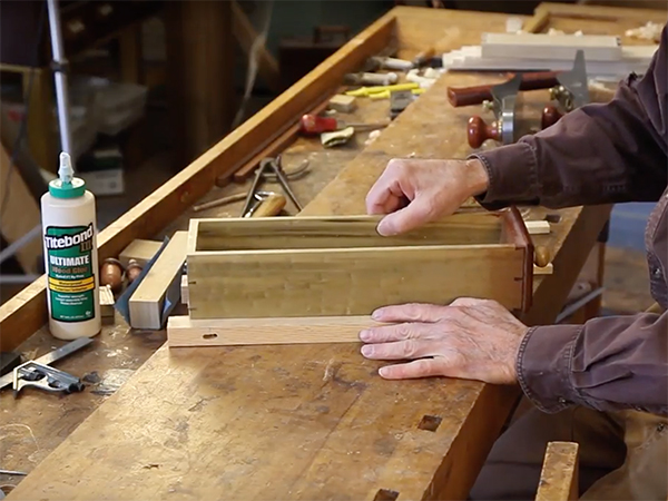 VIDEO: Making Drawer Supports in Furniture Case Construction