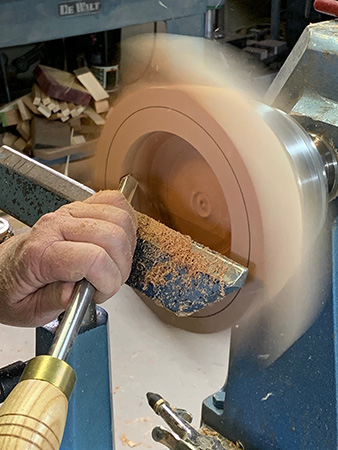 Finishing box interior cuts with bowl gouge