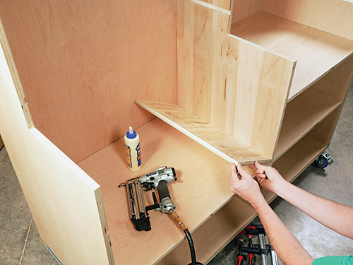 Installing shelf support frames to miter station