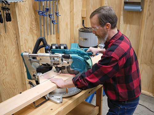 Cutting caster legs for mobile lathe stand on miter saw