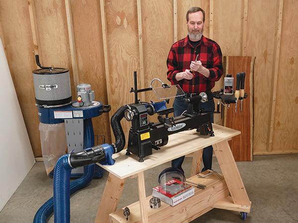 Mobile lathe stand