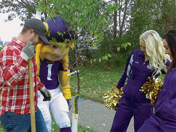 NFL Super Bowl Committee and Community Partners Plant Trees