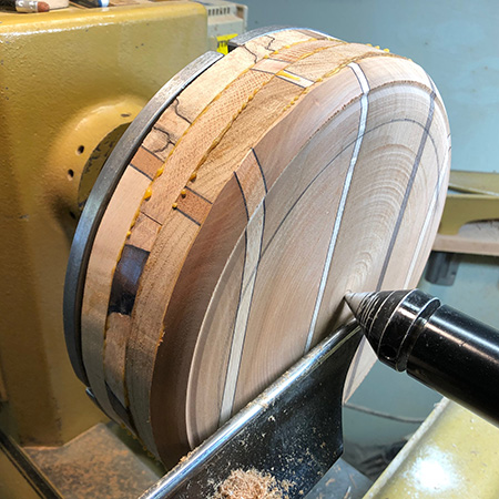 Chucking large nesting bowl blank on lathe