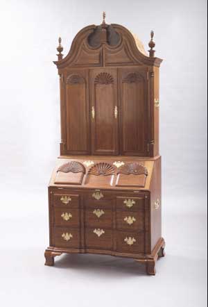 Tony Kubalak: Carving 18th Century Style Furniture (For Fun)