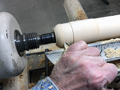 Turning general pencil shape on lathe