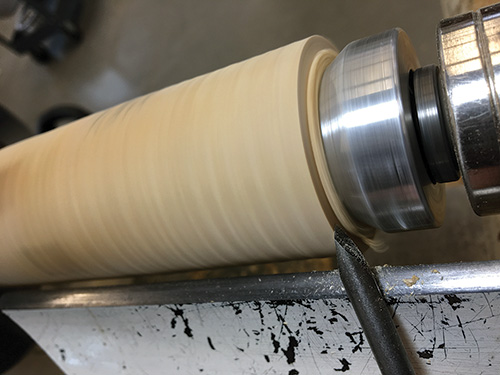 Turning lid lip of pencil box on the lathe
