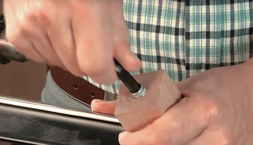 Mounting threaded pizza cutter insert into wood blank