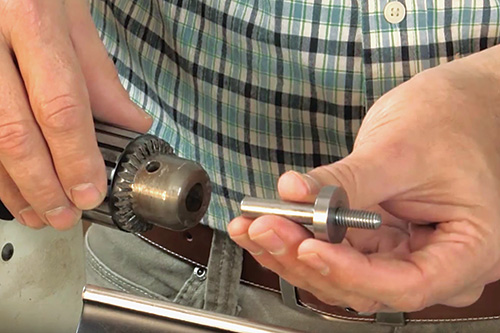 Mounting a mandrel in a Jacobs chuck