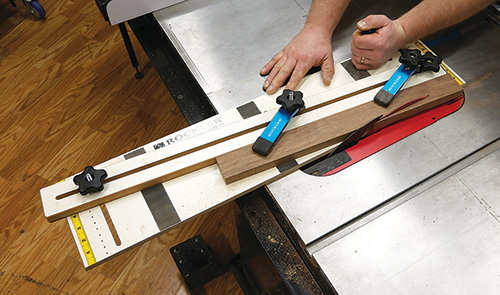 Cutting plant stand legs with Rockler tapering jig