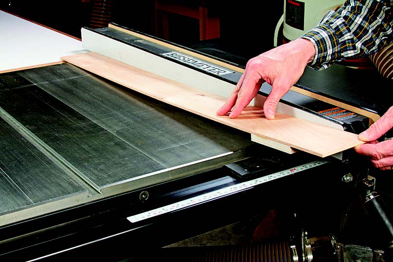 Spacer Makes Laminate Safer to Cut