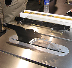 A true riving knife is a wonderful addition to this table saw.